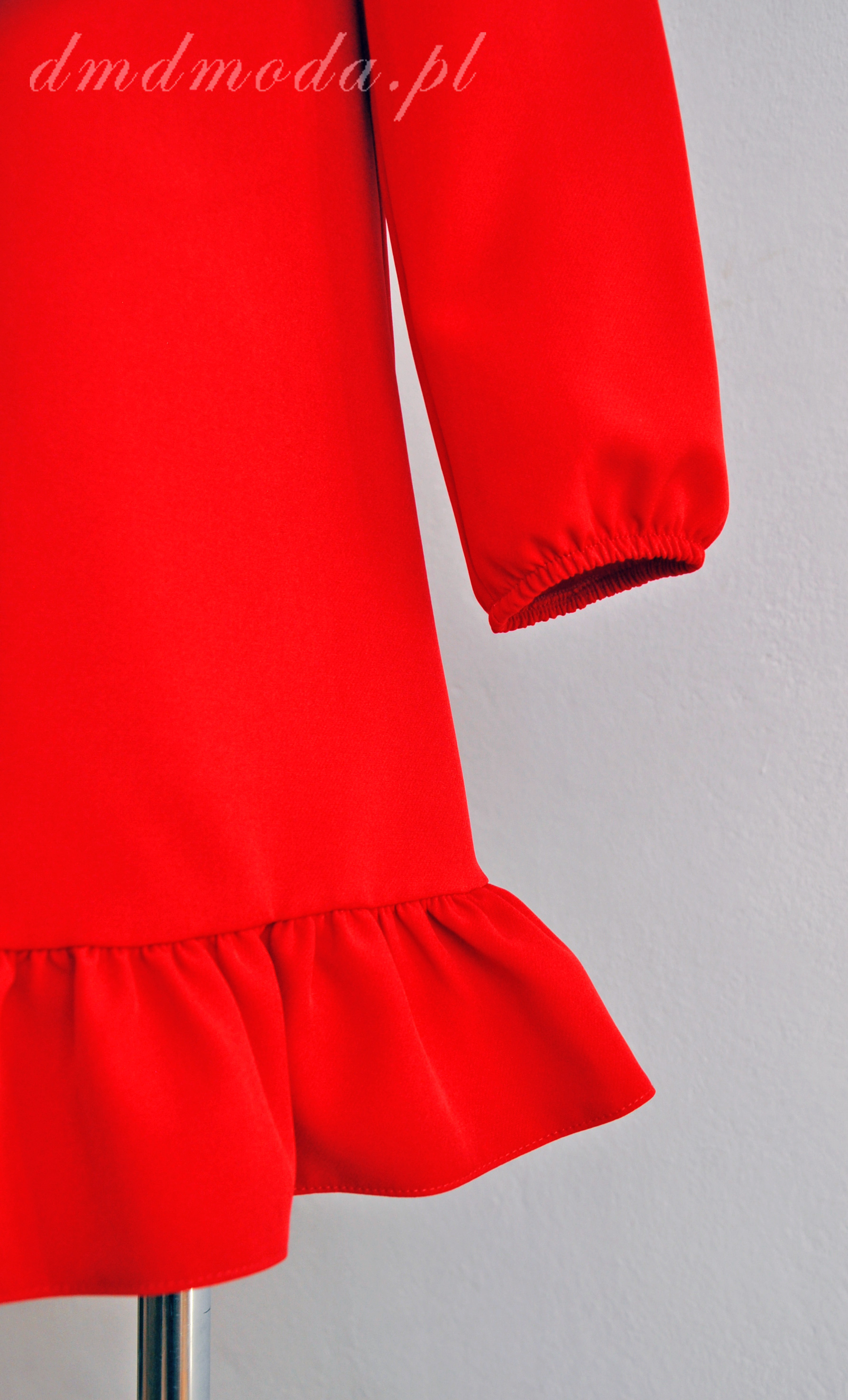 czerwona sukienka dla dziewczynki